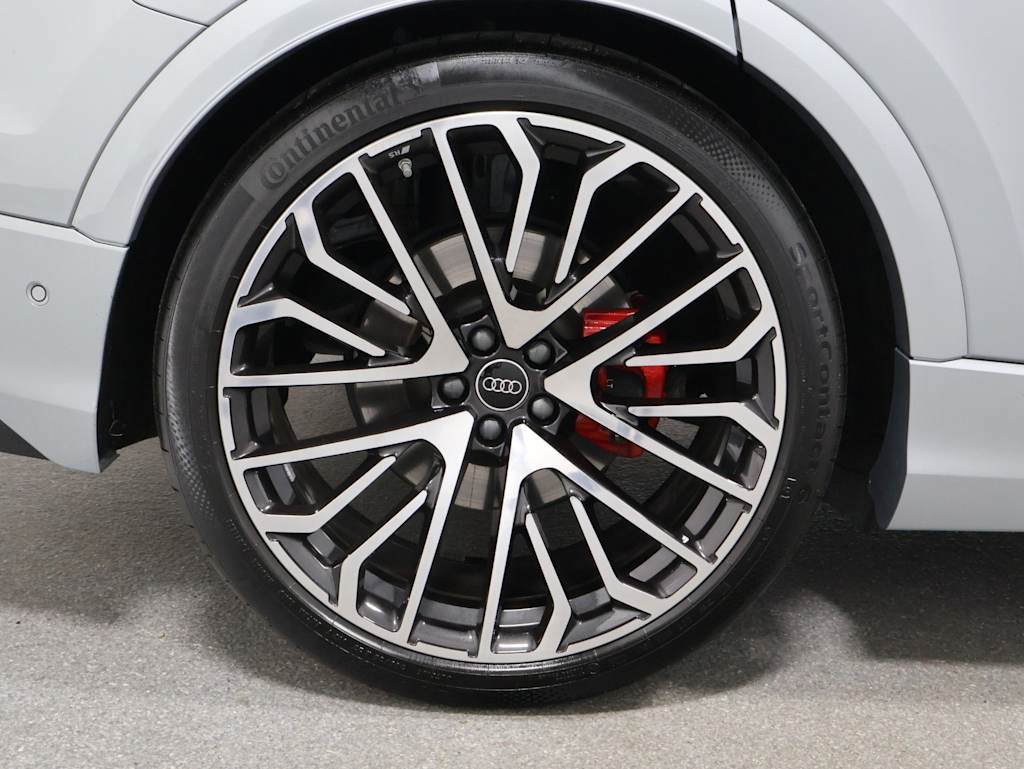 Thumbnail: 2024 Audi SQ8 - 40