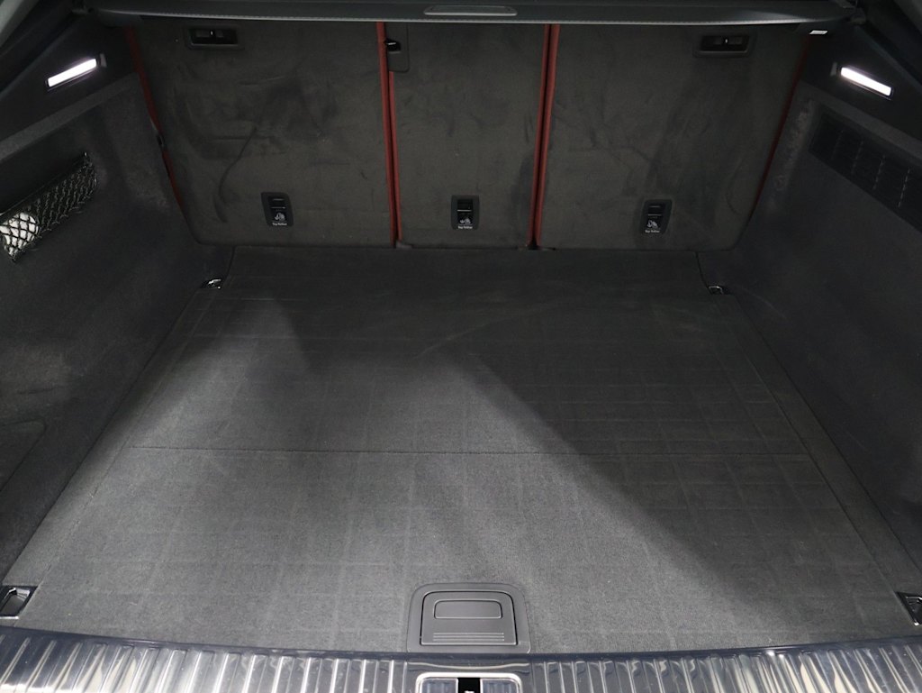 Thumbnail: 2024 Audi SQ8 - 19