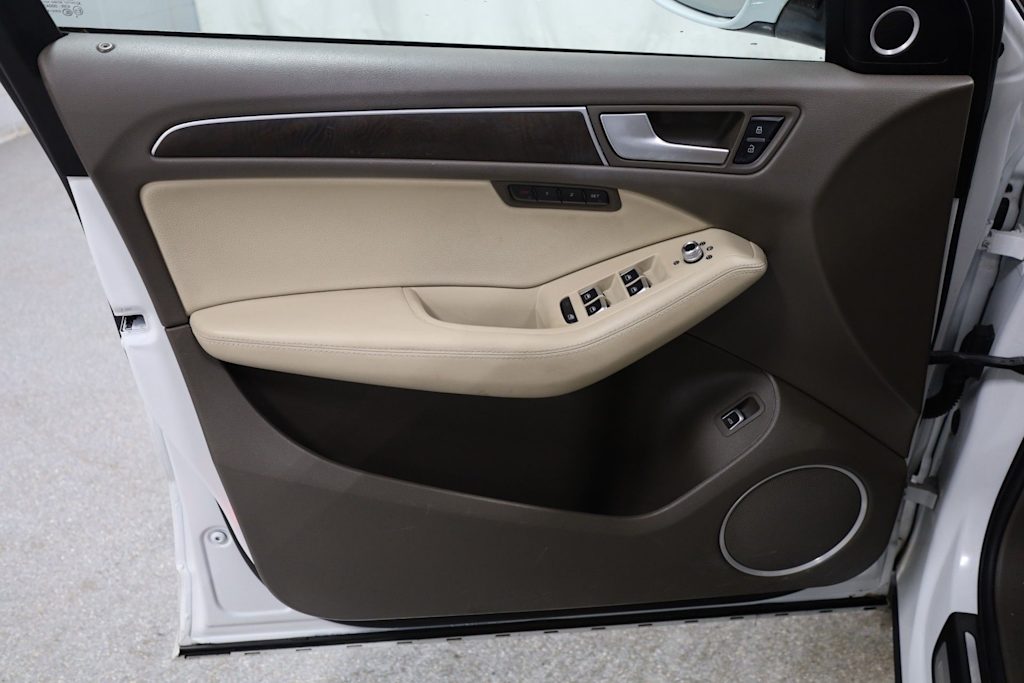 Thumbnail: 2017 Audi Q5 - 27