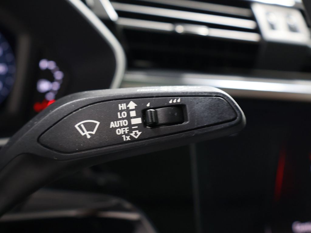 Thumbnail: 2023 Audi Q3 - 32