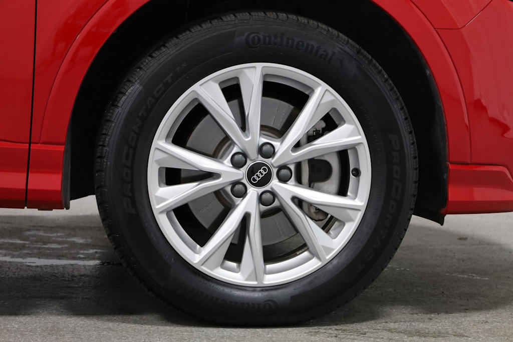Thumbnail: 2022 Audi Q3 - 23