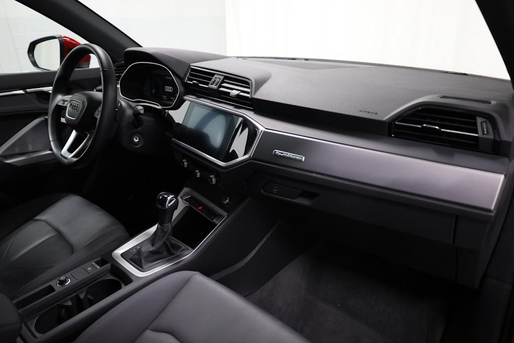 Thumbnail: 2022 Audi Q3 - 9