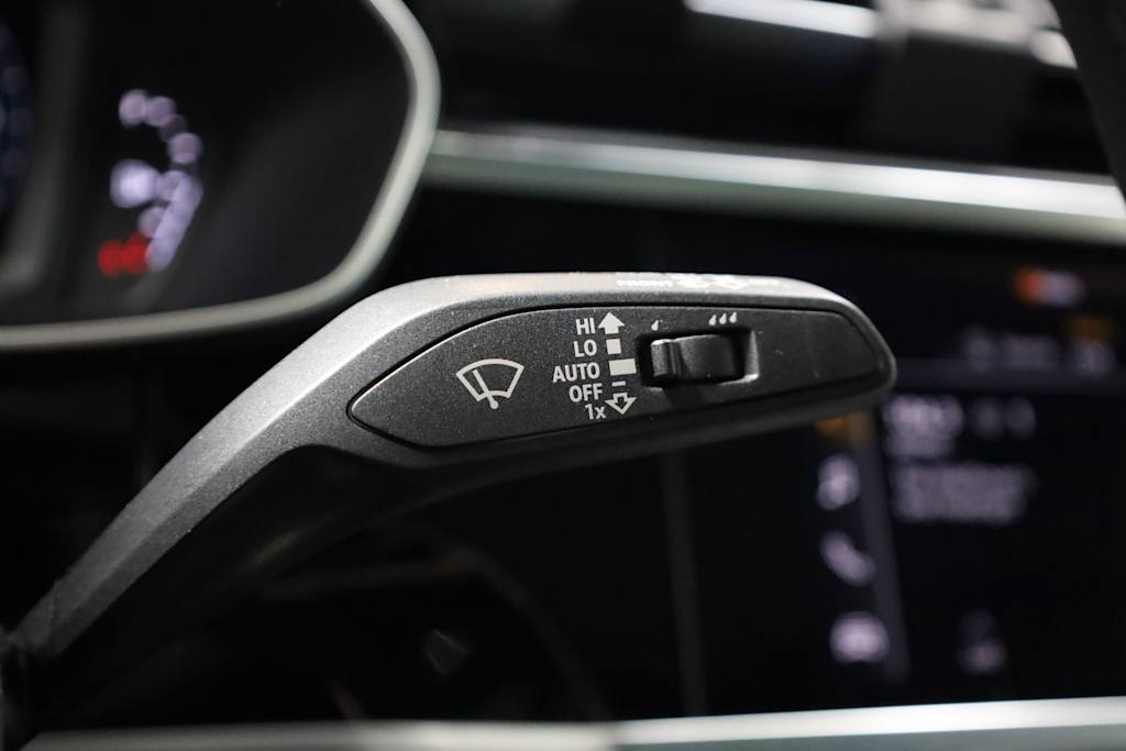 Thumbnail: 2022 Audi Q3 - 32