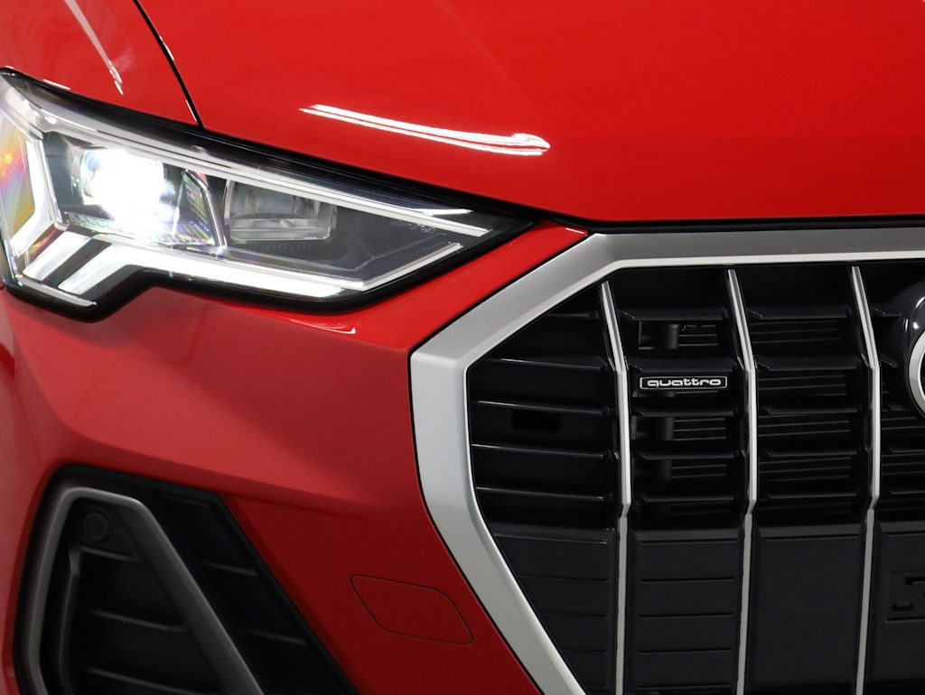Thumbnail: 2025 Audi Q3 - 24