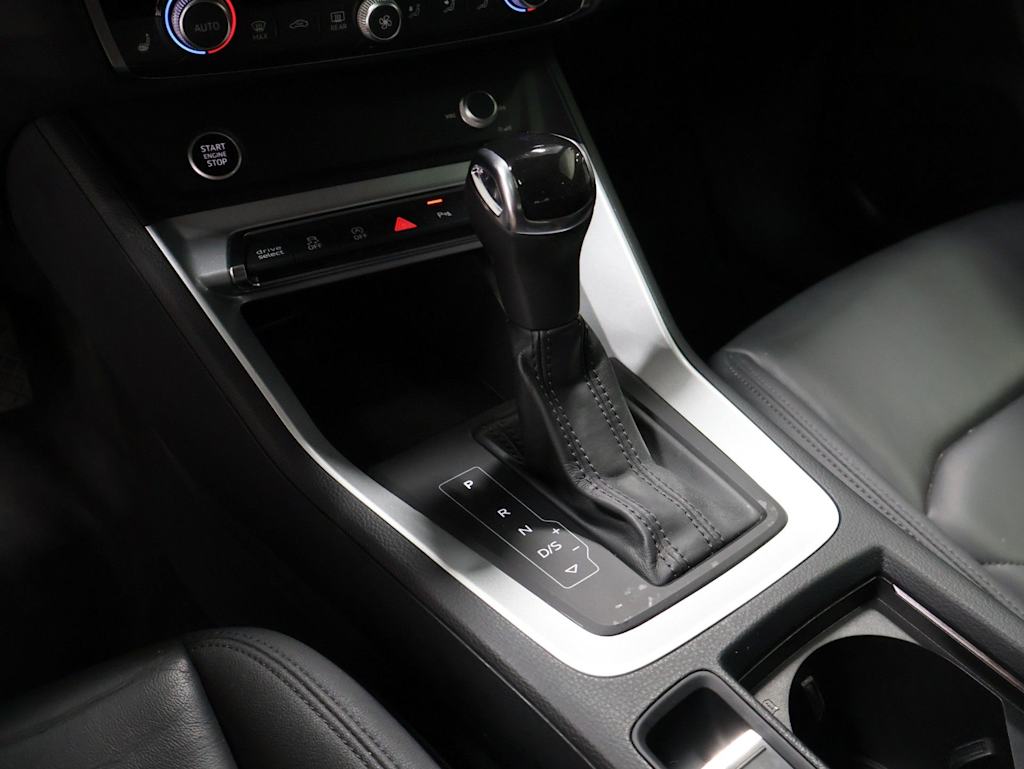 Thumbnail: 2021 Audi Q3 - 31