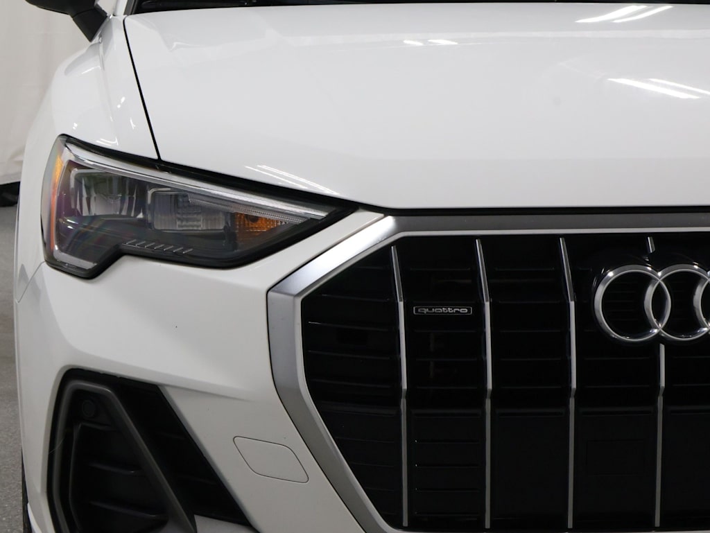 Thumbnail: 2021 Audi Q3 - 25