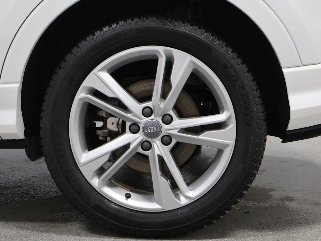 Thumbnail: 2021 Audi Q3 - 37
