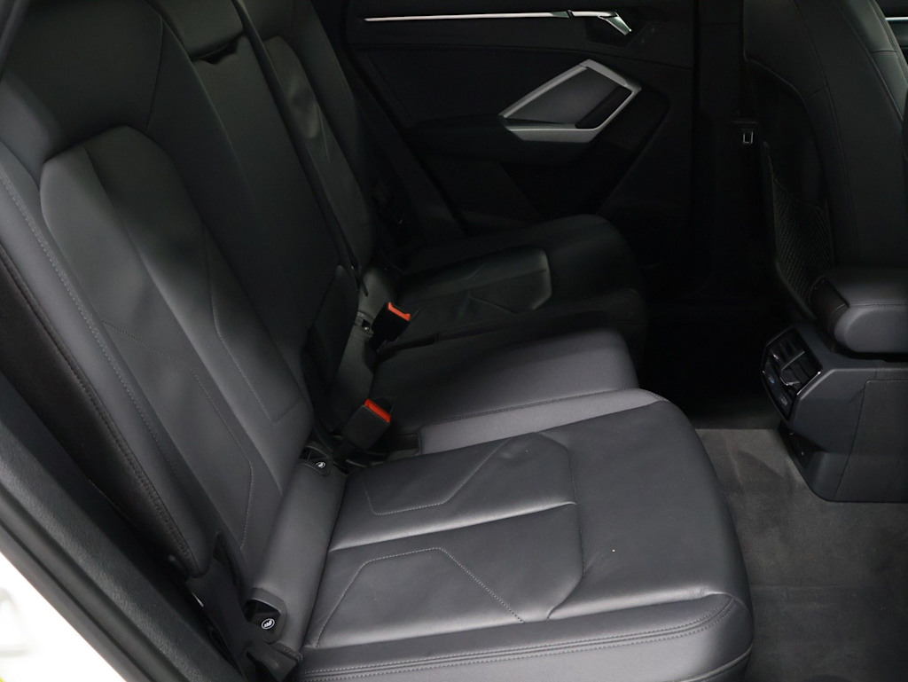 Thumbnail: 2021 Audi Q3 - 35