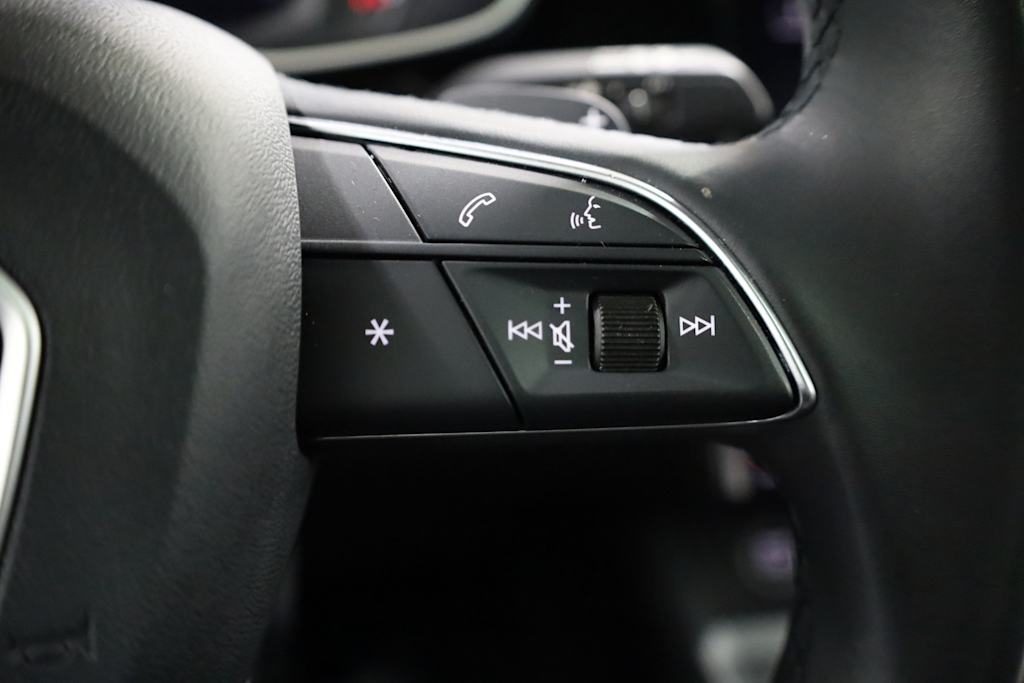 Thumbnail: 2024 Audi Q3 - 30