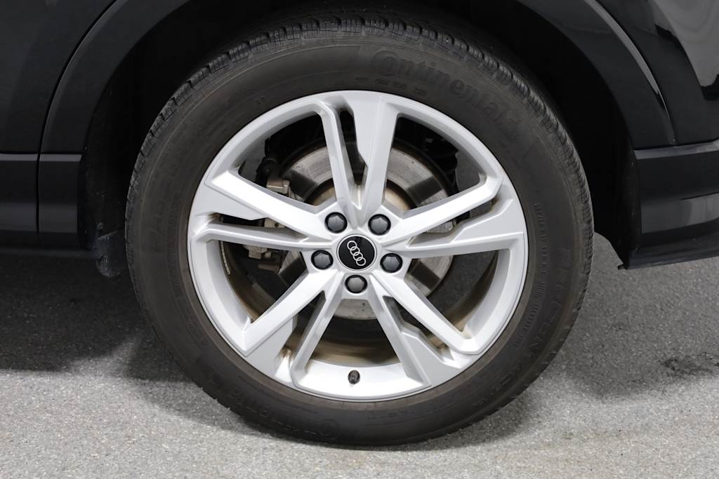 Thumbnail: 2024 Audi Q3 - 37