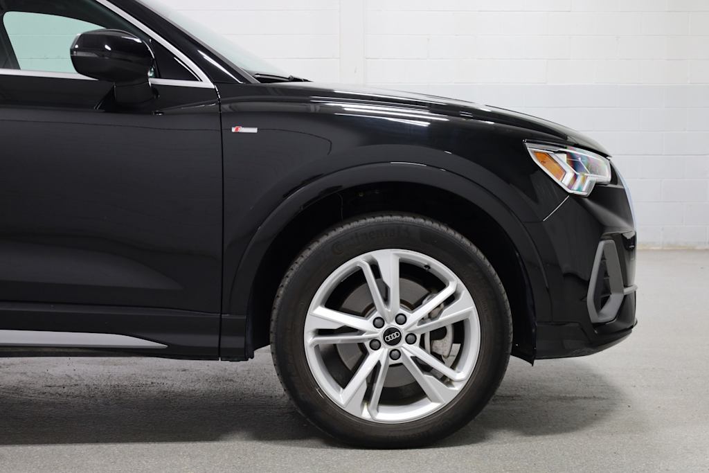 Thumbnail: 2024 Audi Q3 - 8