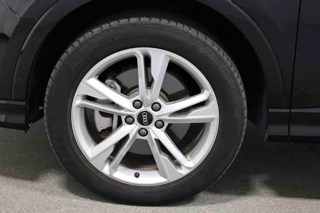 Thumbnail: 2024 Audi Q3 - 38