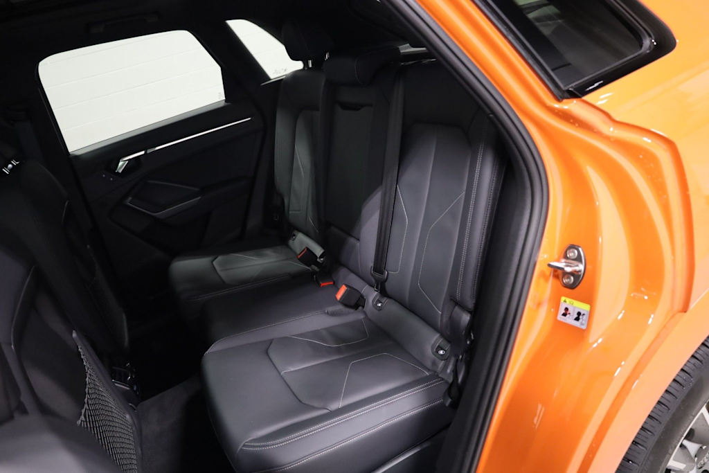 Thumbnail: 2025 Audi Q3 - 12