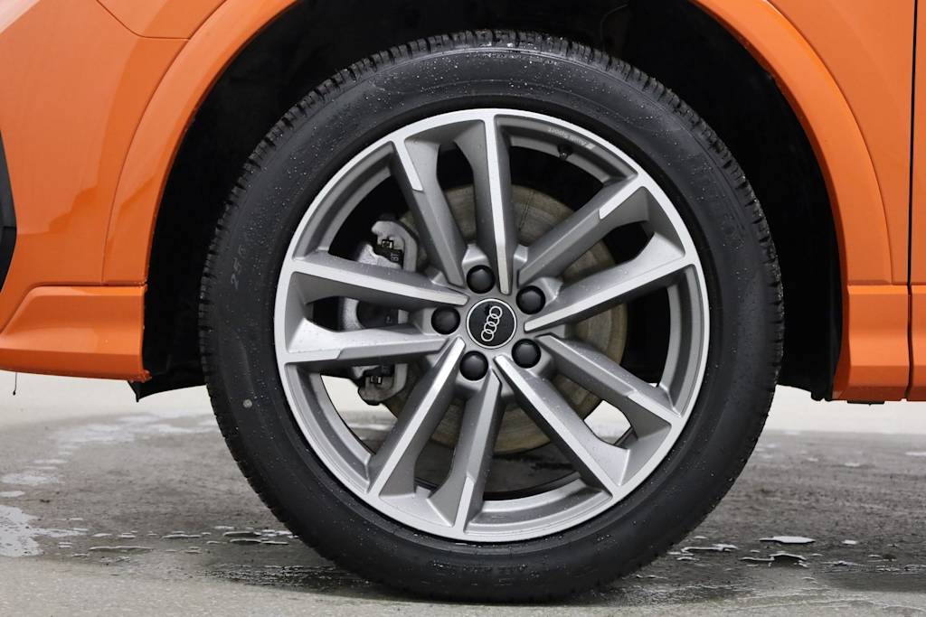 Thumbnail: 2025 Audi Q3 - 39