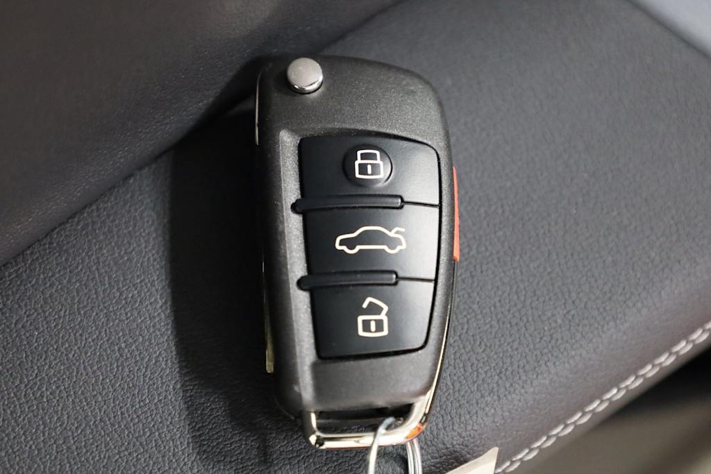 Thumbnail: 2025 Audi Q3 - 19