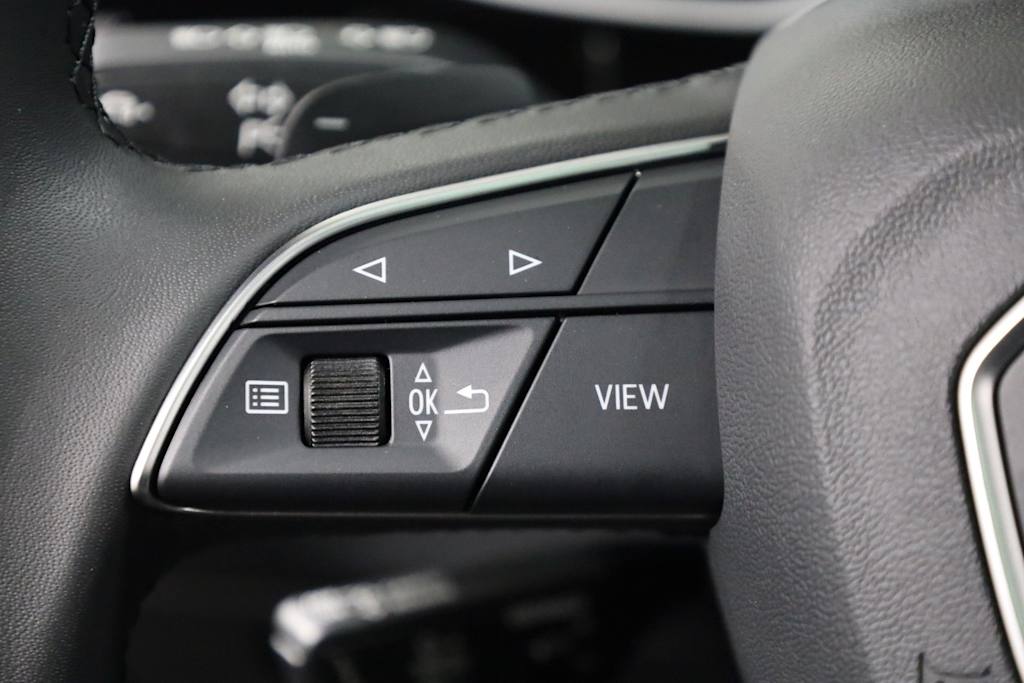 Thumbnail: 2025 Audi Q3 - 29