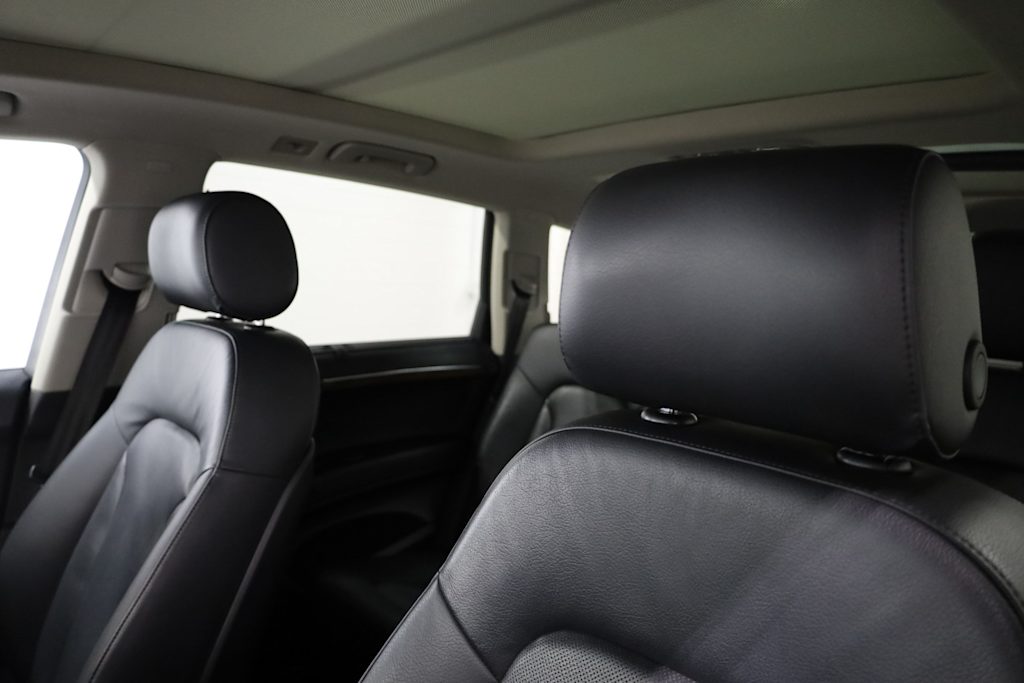 2015 Audi Q7 Prestige 12