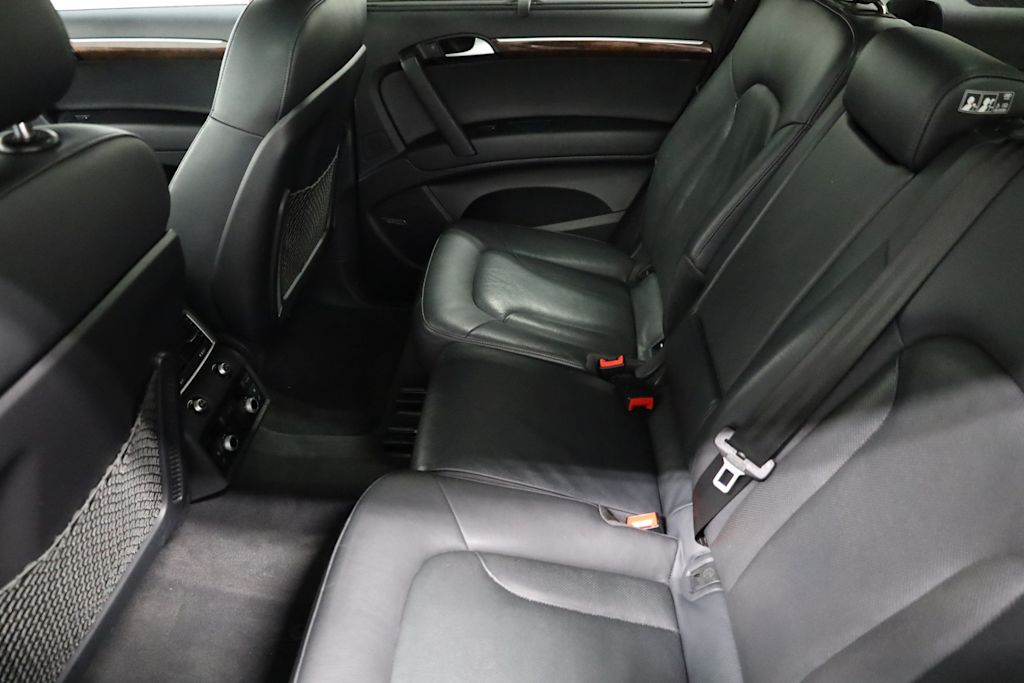 2015 Audi Q7 Prestige 13