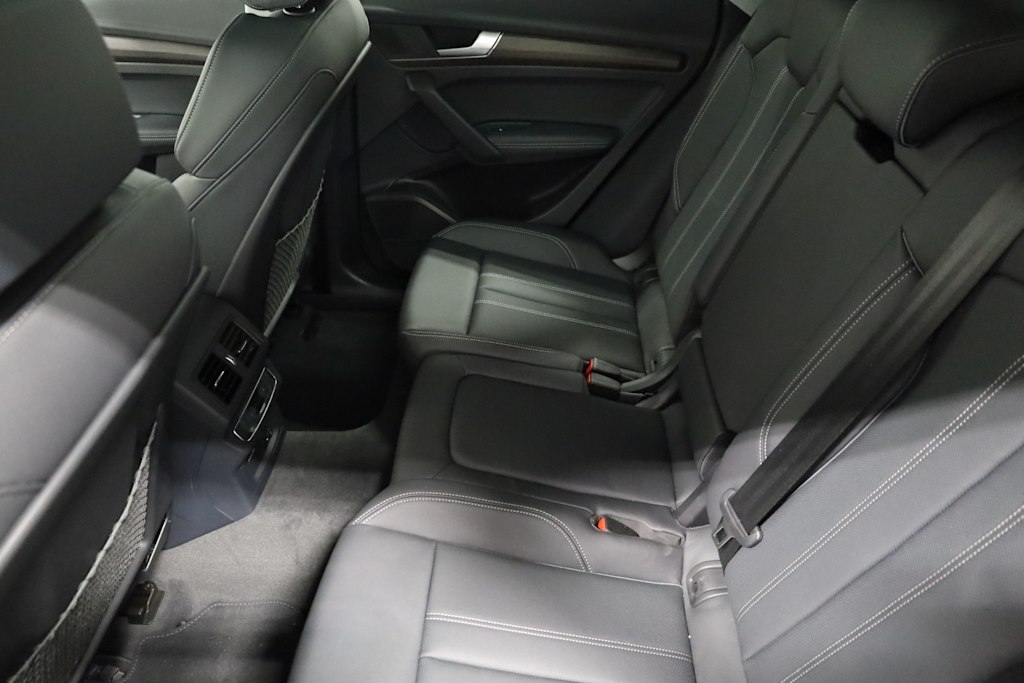 2025 Audi Q5 e Premium 13