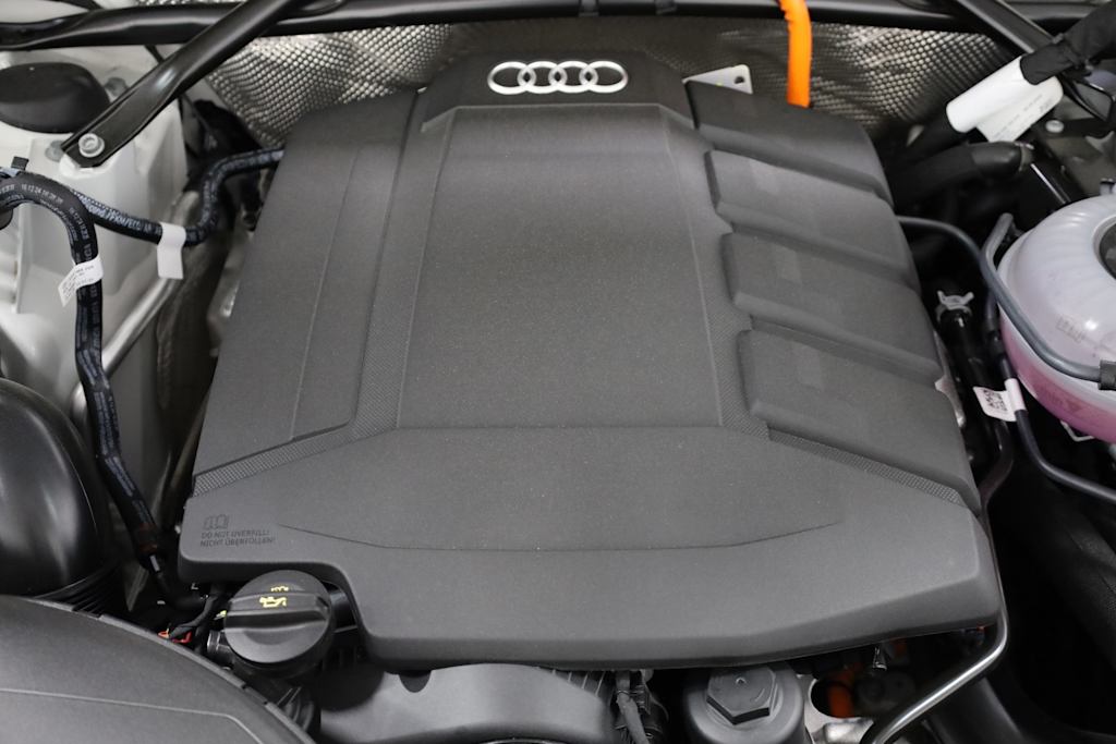 2025 Audi Q5 e Premium 9