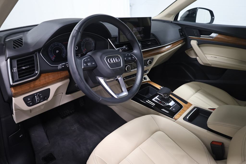 Thumbnail: 2022 Audi Q5 - 2