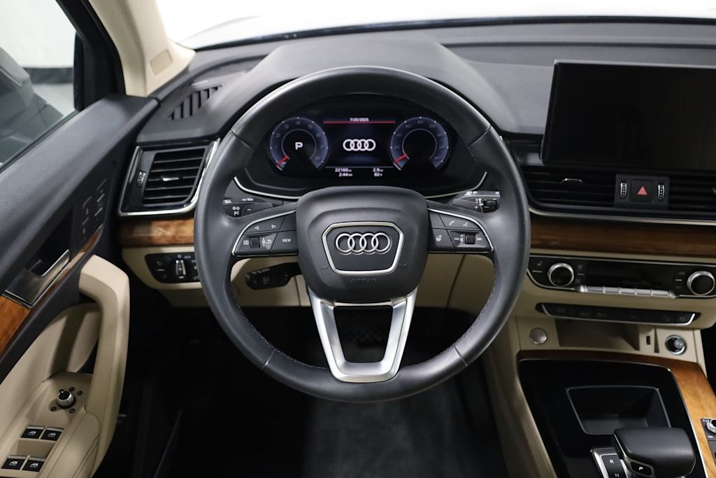 Thumbnail: 2022 Audi Q5 - 14