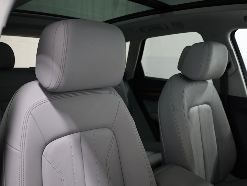 Thumbnail: 2022 Audi Q5 - 30