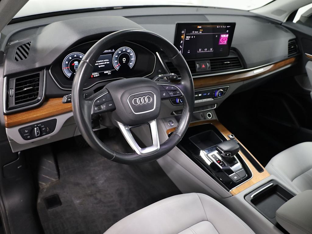 Thumbnail: 2022 Audi Q5 - 2