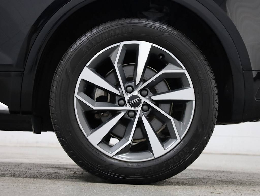 Thumbnail: 2022 Audi Q5 - 39