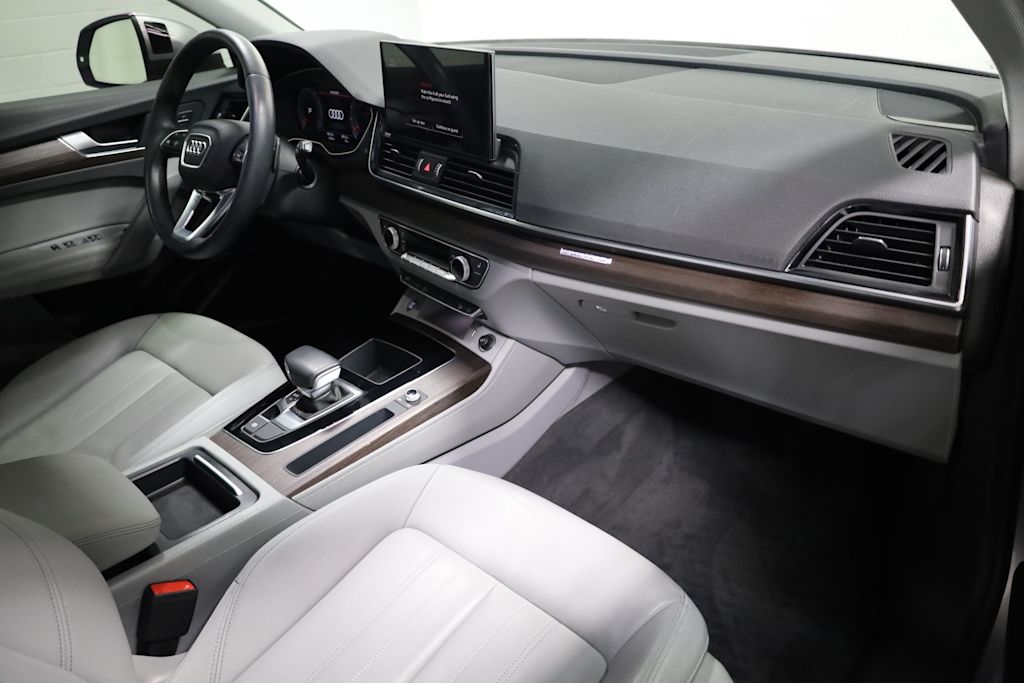 Thumbnail: 2022 Audi Q5 - 9