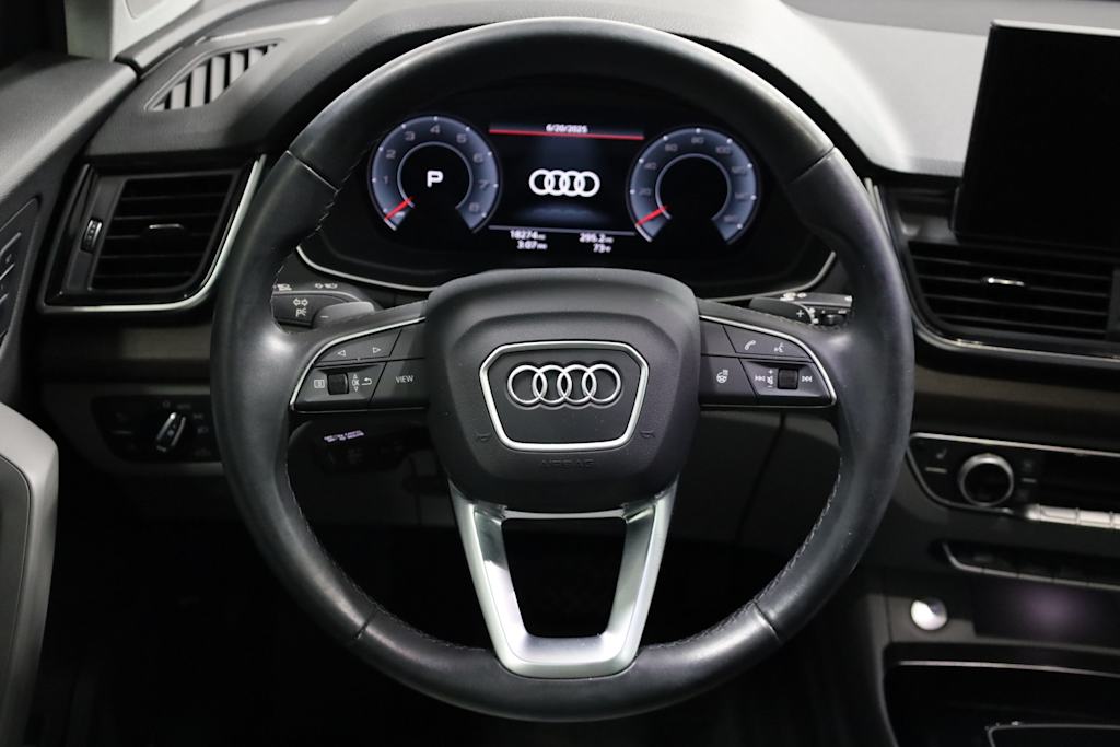 Thumbnail: 2022 Audi Q5 - 13