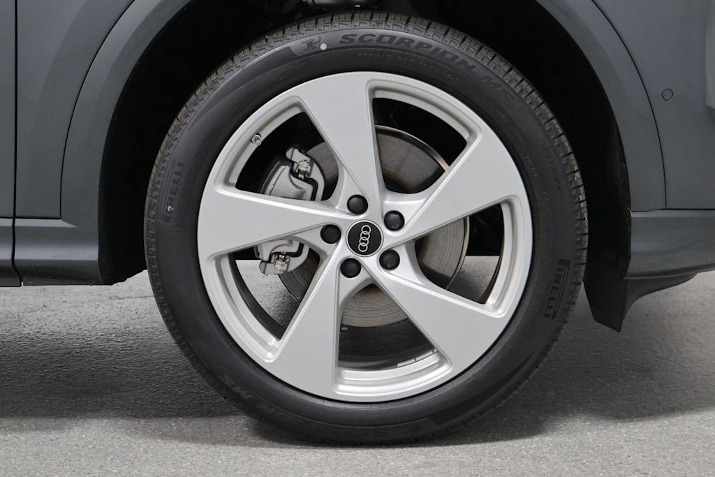 Thumbnail: 2026 Audi Q5 - 22