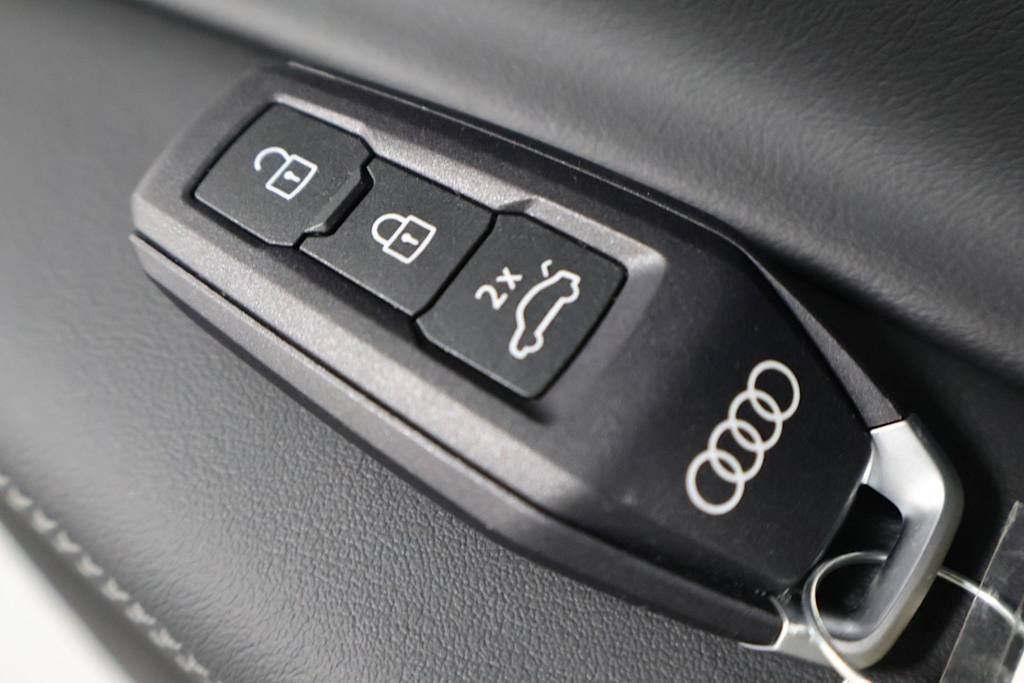 Thumbnail: 2026 Audi Q5 - 19