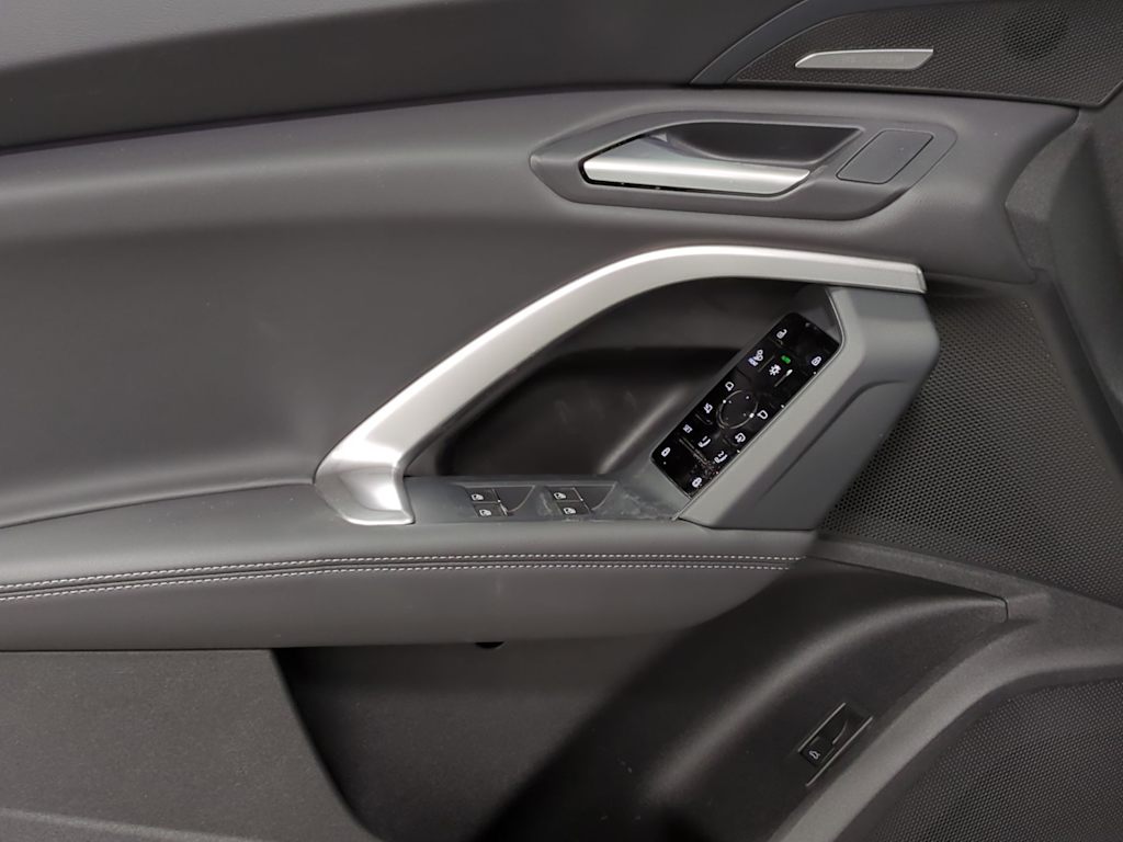 Thumbnail: 2026 Audi Q5 - 27