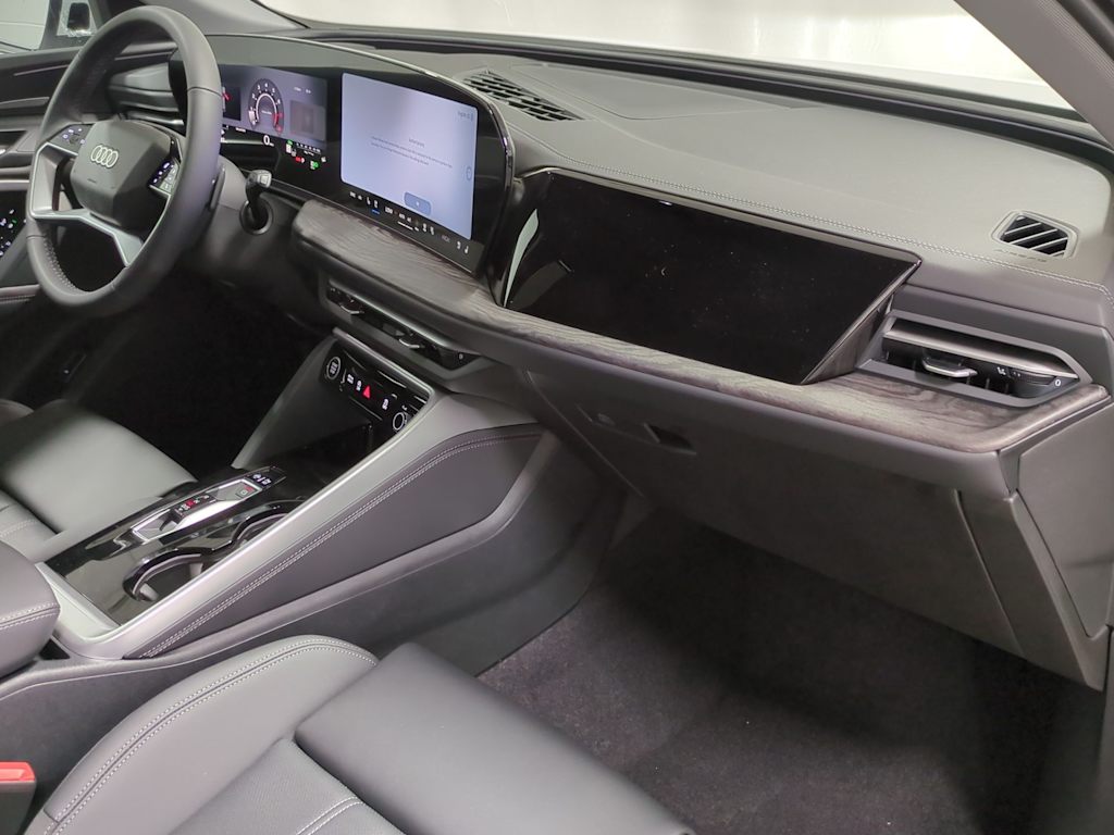 Thumbnail: 2026 Audi Q5 - 9