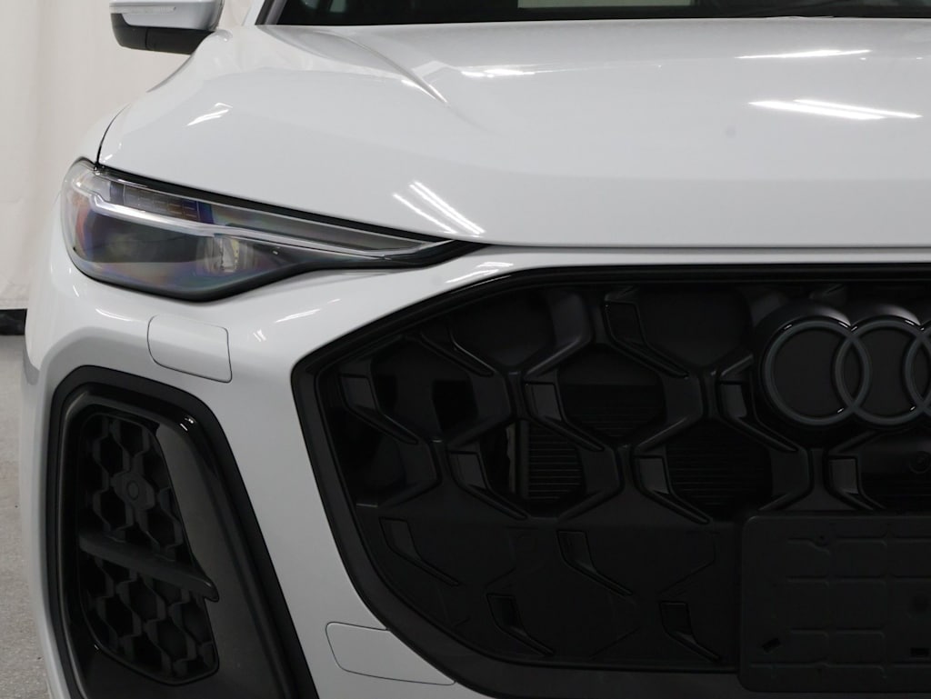 Thumbnail: 2026 Audi Q5 - 24