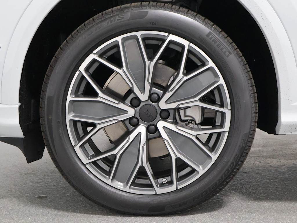 Thumbnail: 2026 Audi Q5 - 40