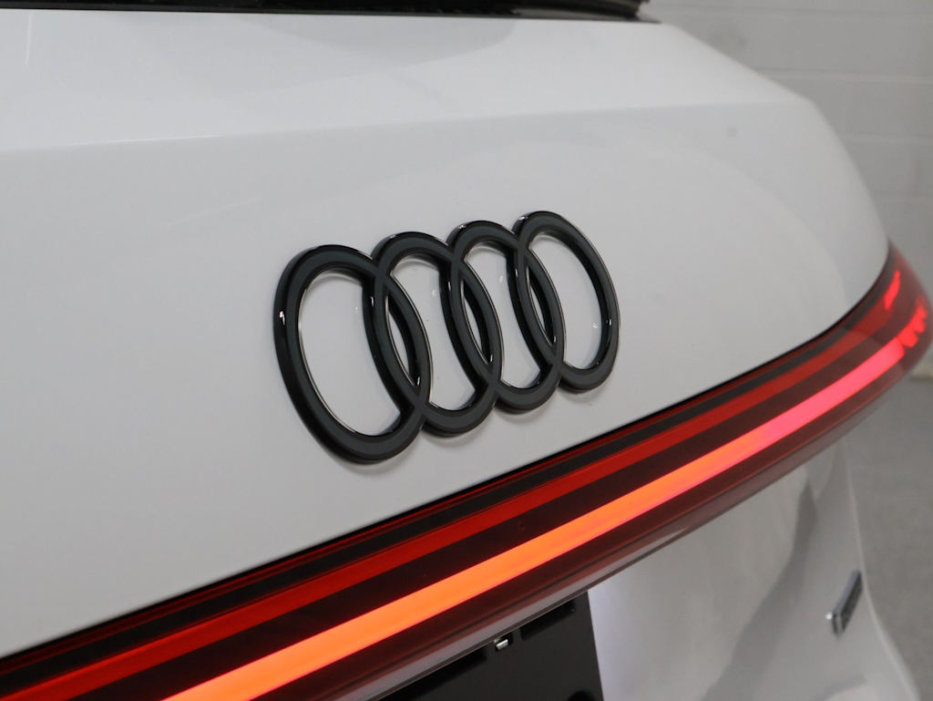 Thumbnail: 2026 Audi Q5 - 7