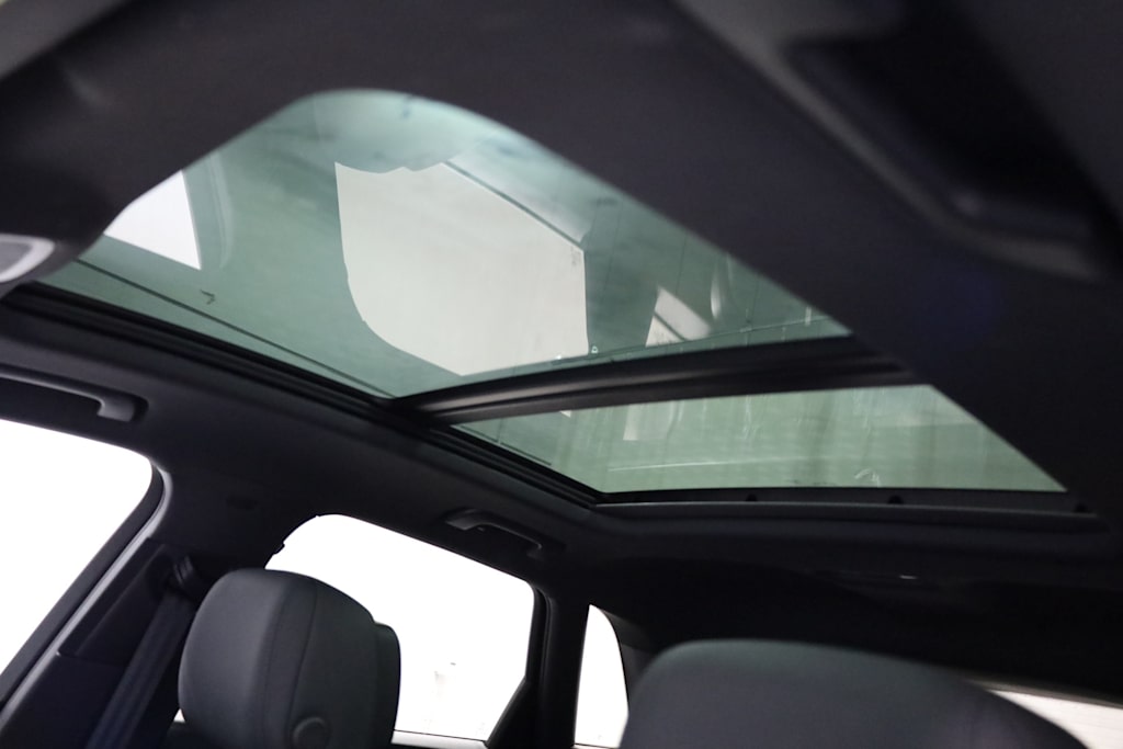 Thumbnail: 2023 Audi Q3 - 29