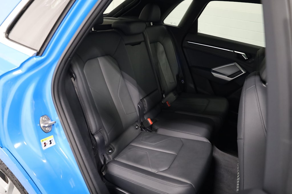 Thumbnail: 2023 Audi Q3 - 37