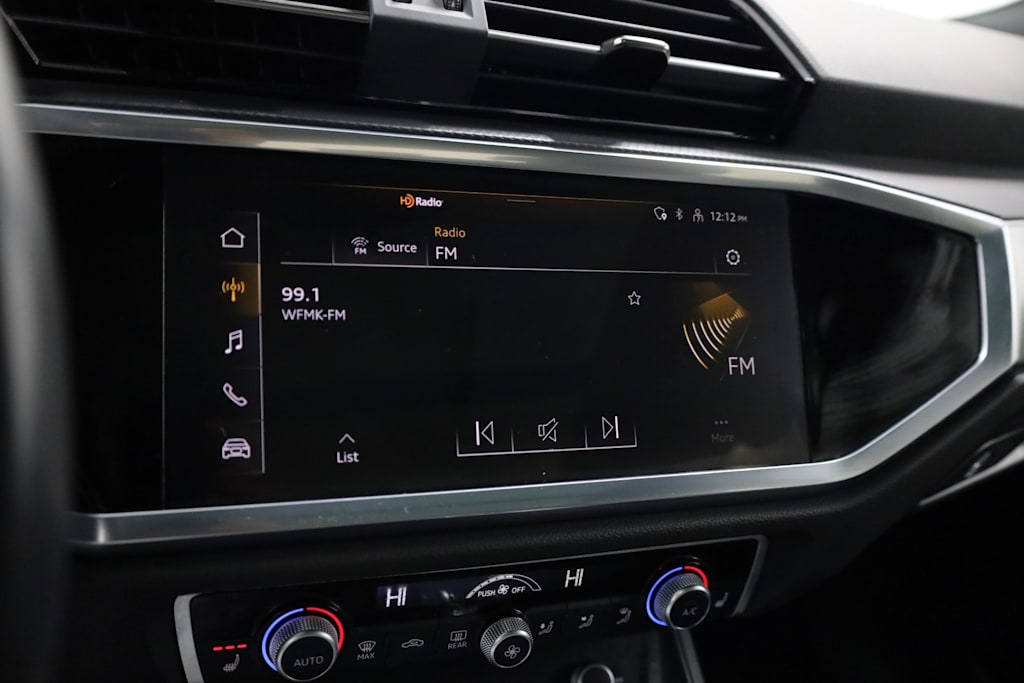 Thumbnail: 2023 Audi Q3 - 15