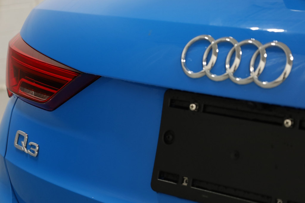 Thumbnail: 2023 Audi Q3 - 11