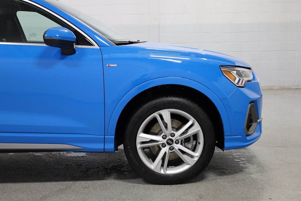 Thumbnail: 2023 Audi Q3 - 7