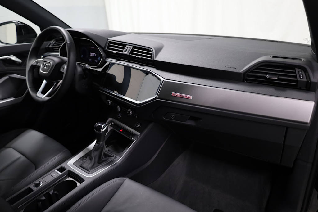 2024 Audi Q3 Premium 10