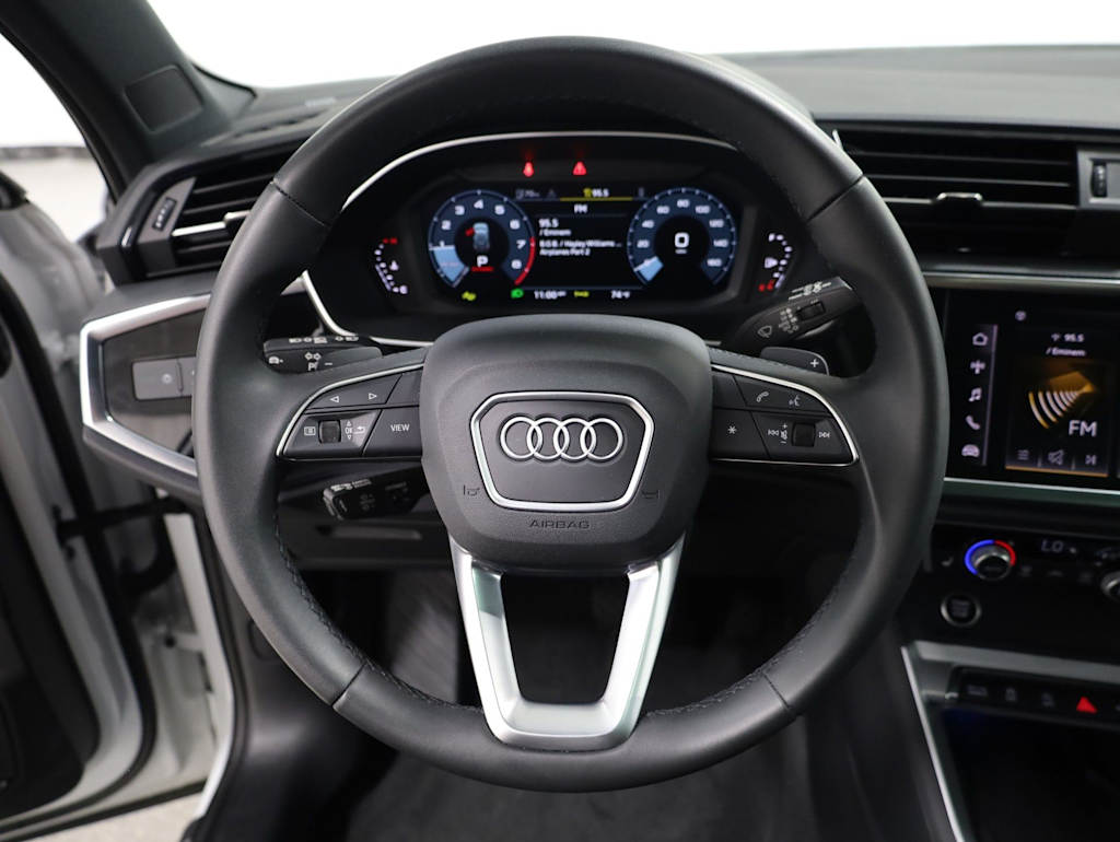 Thumbnail: 2025 Audi Q3 - 13