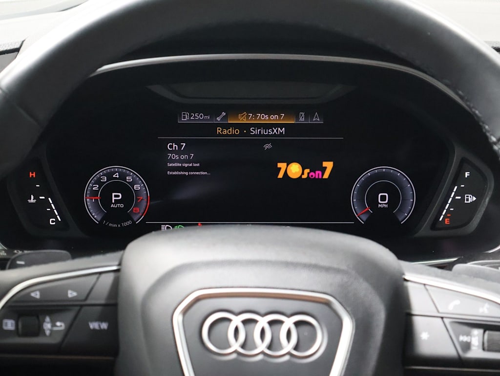 Thumbnail: 2023 Audi Q3 - 18