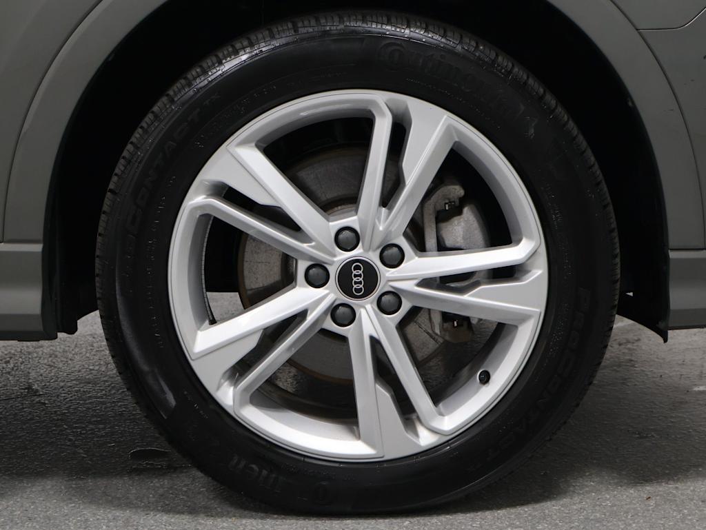 Thumbnail: 2023 Audi Q3 - 24