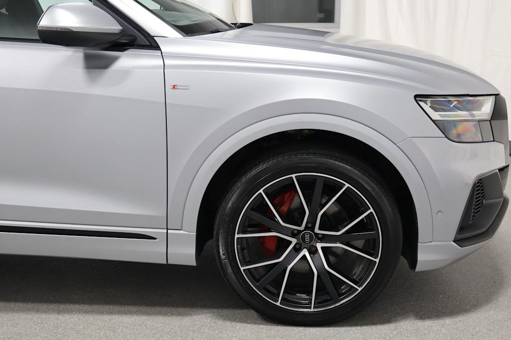 Thumbnail: 2021 Audi Q8 - 8