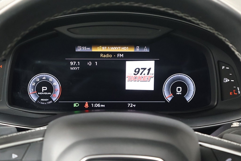 Thumbnail: 2021 Audi Q8 - 17