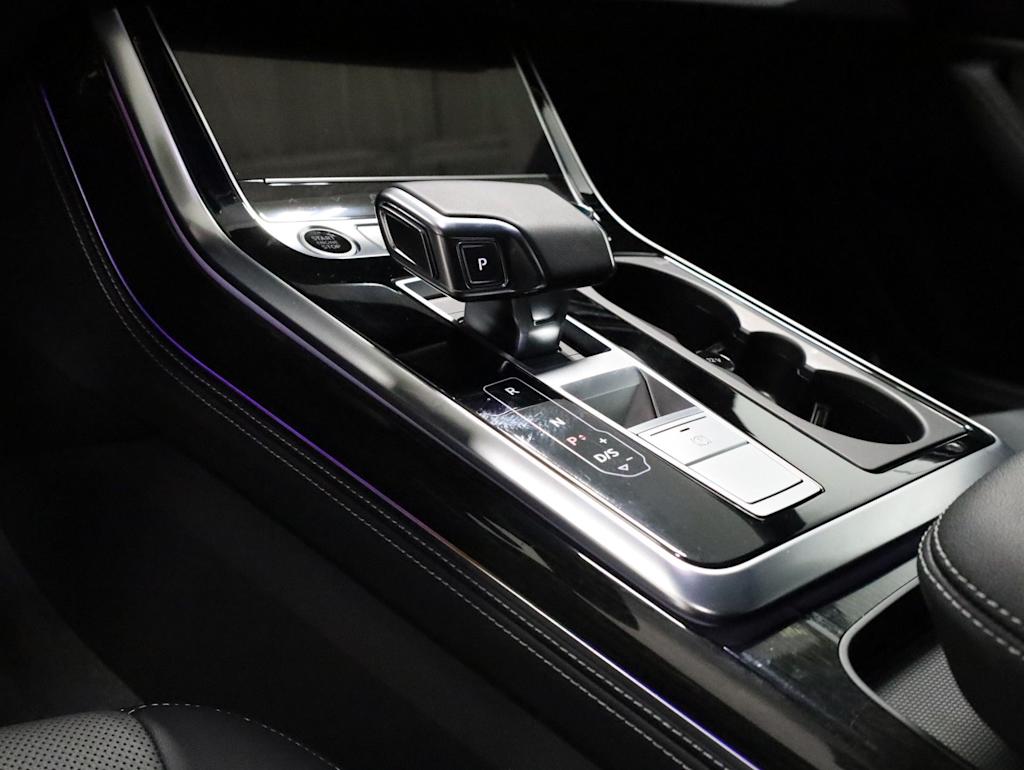 Thumbnail: 2026 Audi Q8 - 17